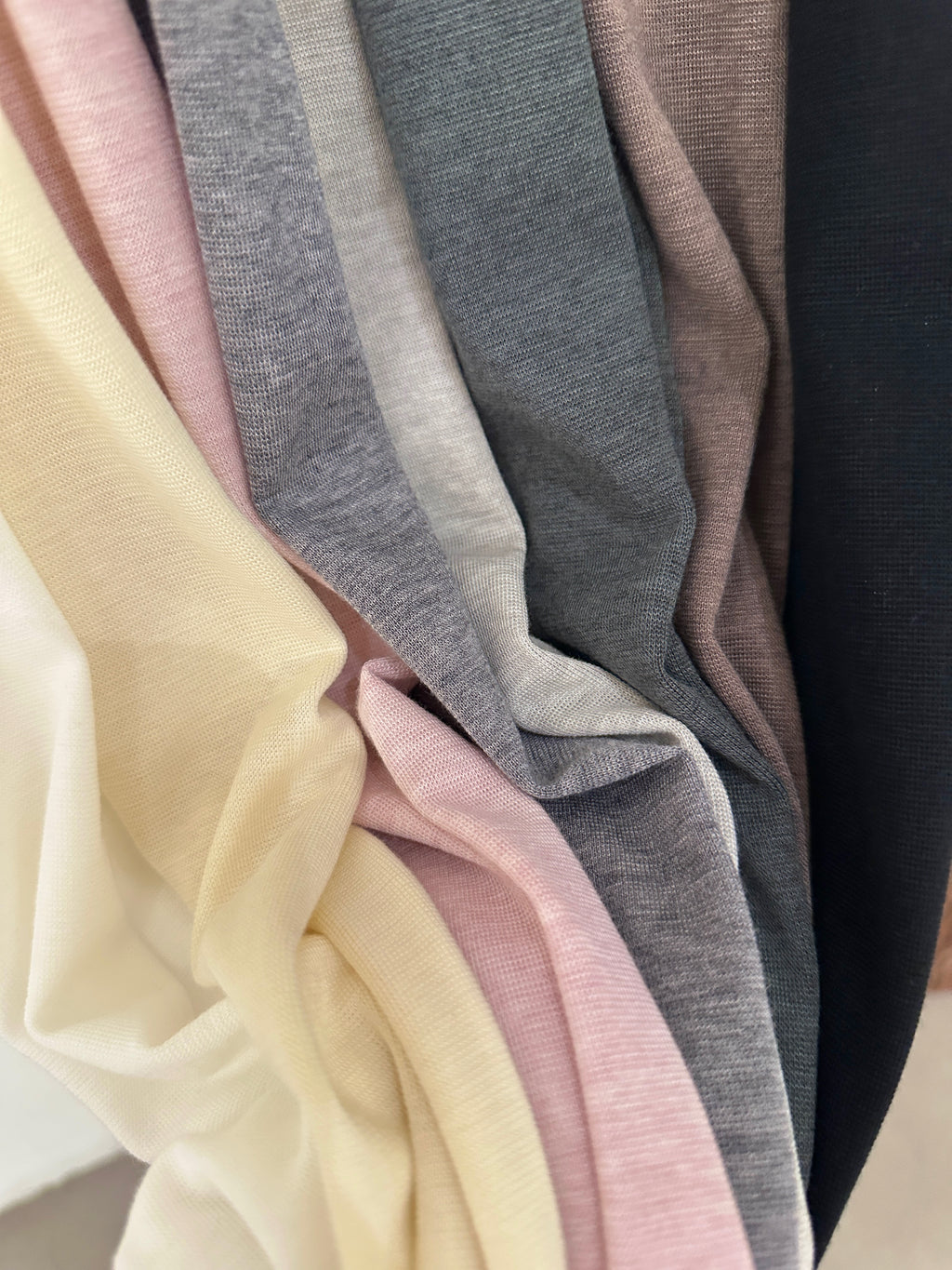Almorie Contour Long-Sleeve Tee