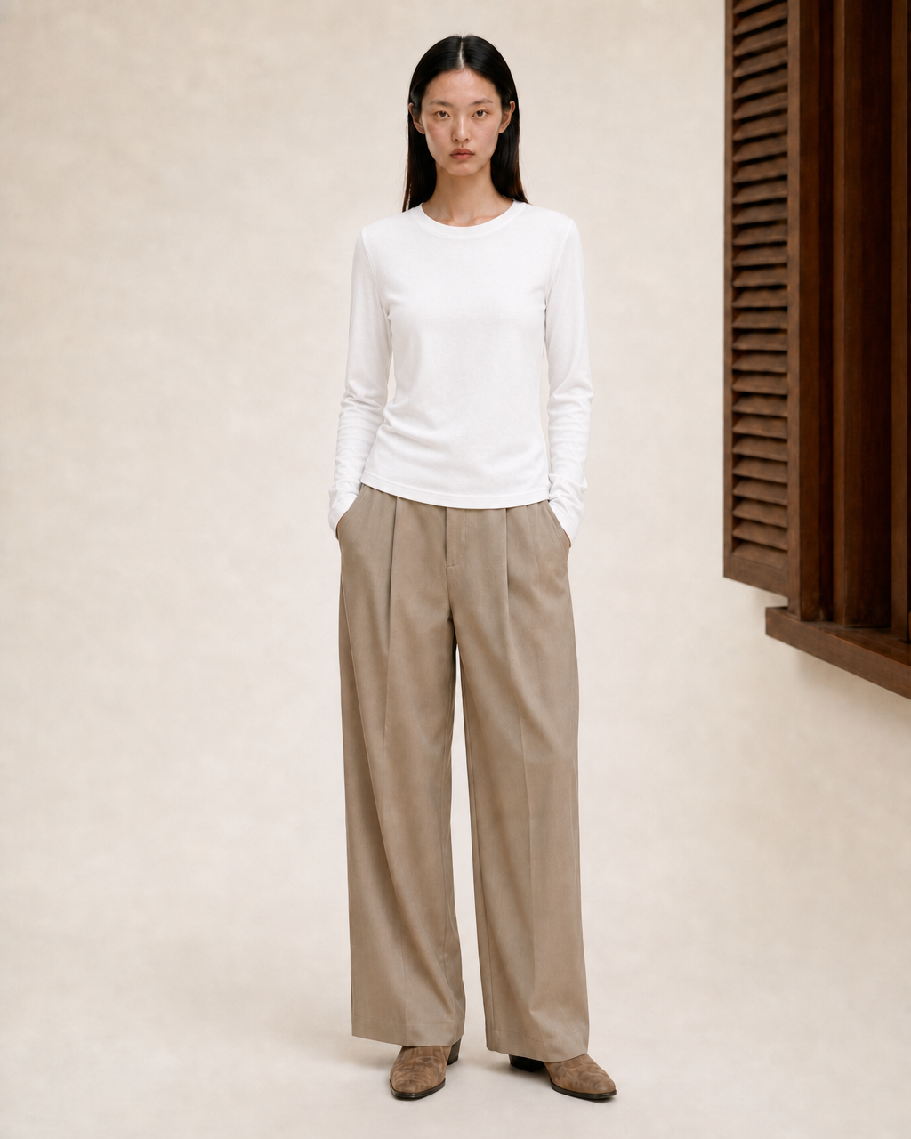 Almorie Contour Long-Sleeve Tee